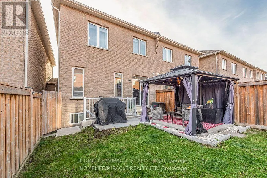 47 MAPLE TRAIL ROAD