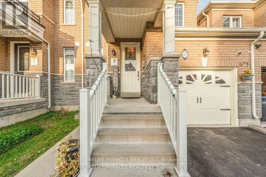 47 MAPLE TRAIL ROAD