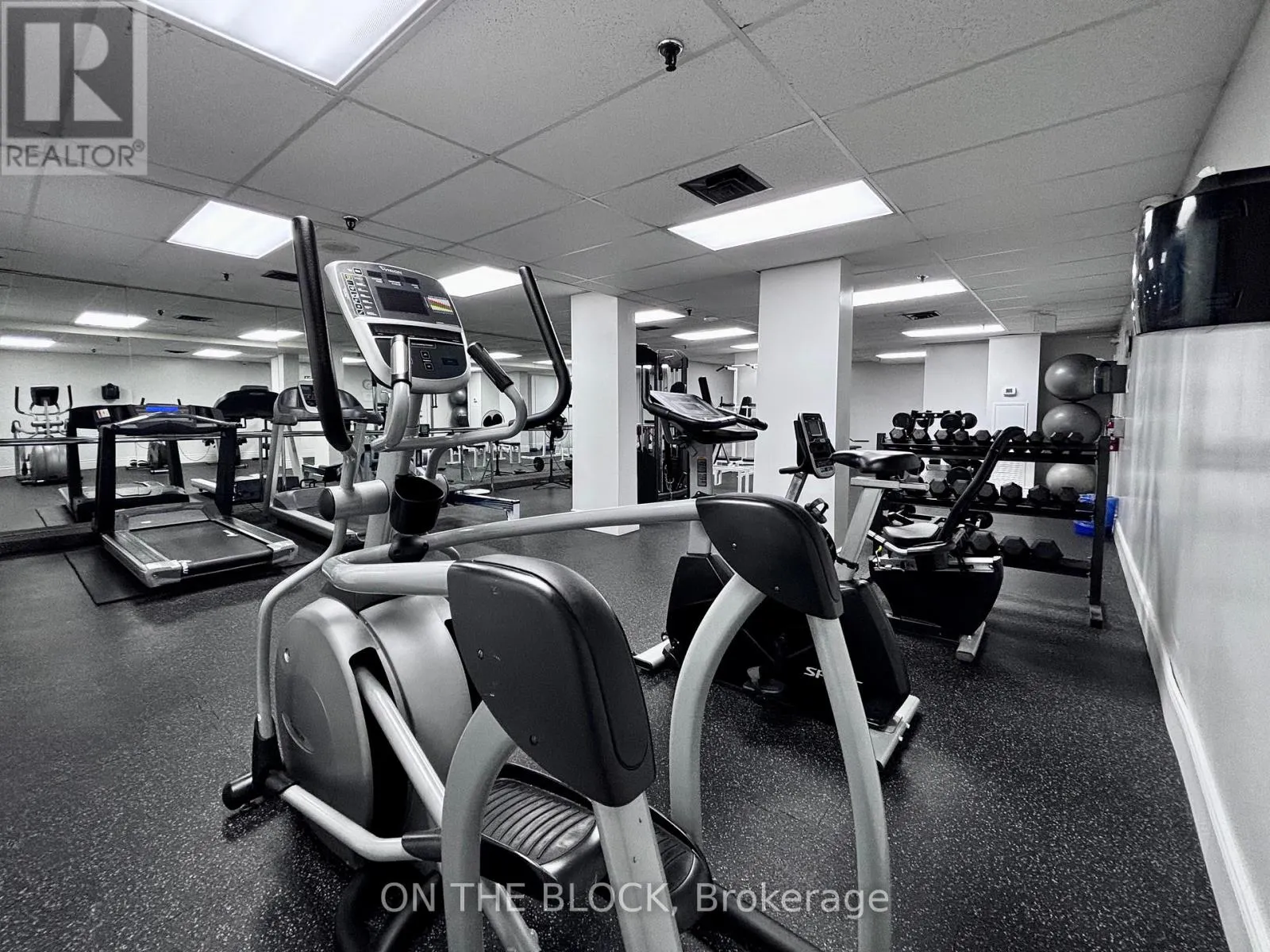 506 - 3845 LAKE SHORE BOULEVARD W