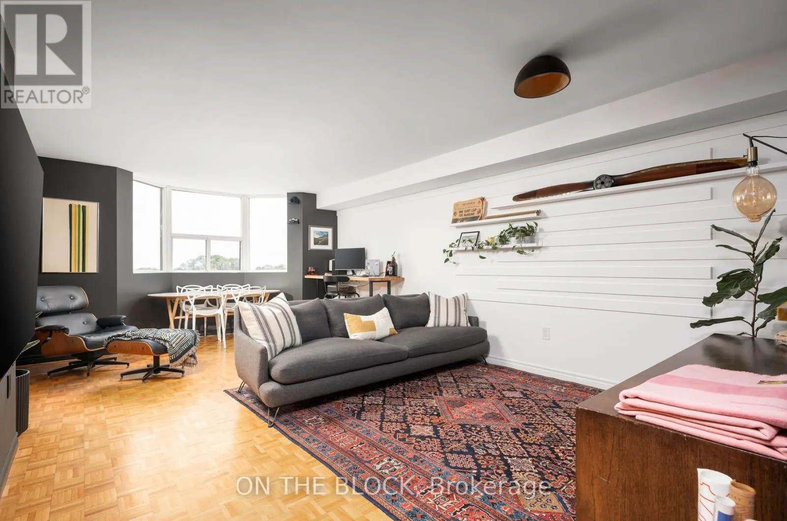 506 - 3845 LAKE SHORE BOULEVARD W