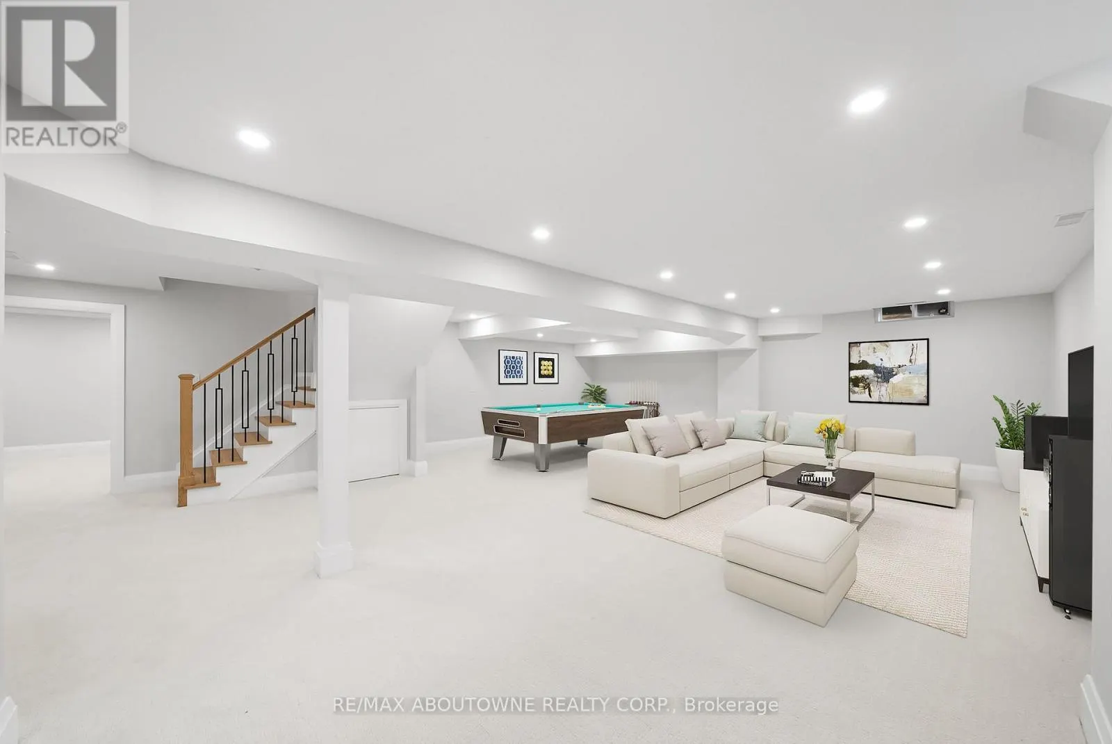 360 CLAREMONT CRESCENT