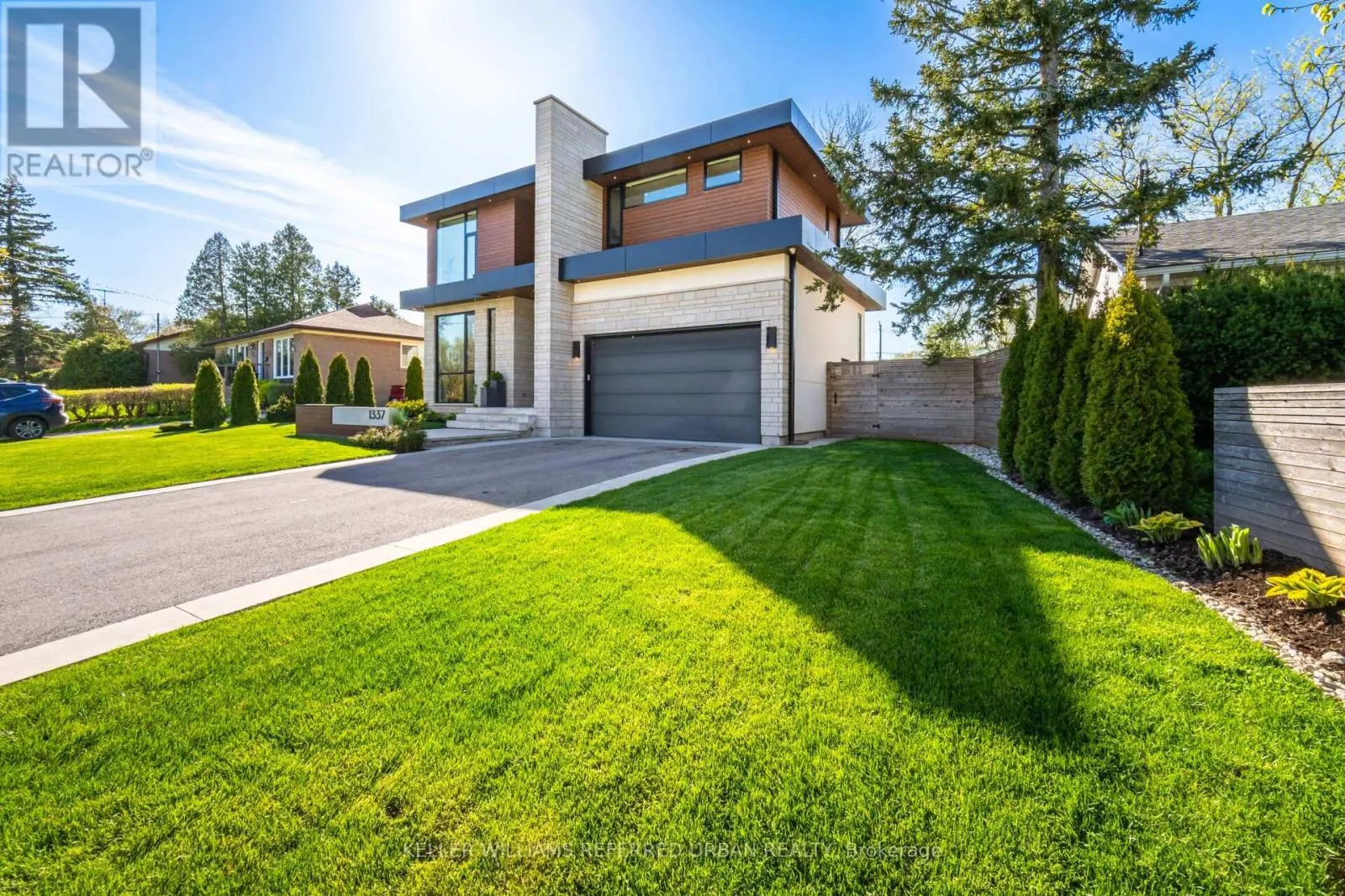 1337 WAVERLY AVENUE