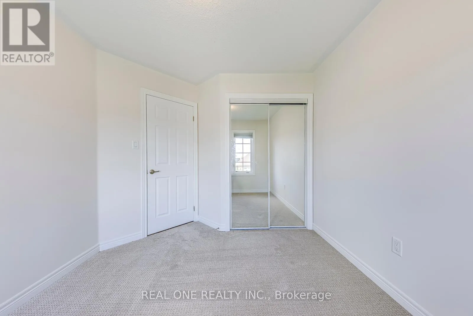 3084 EBERLY WOODS DRIVE