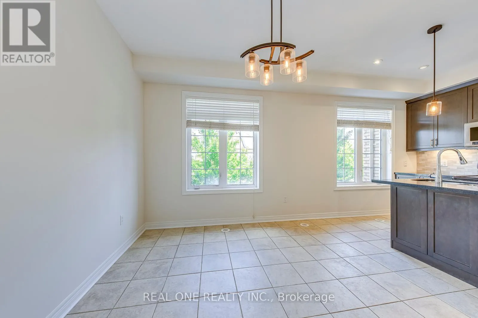 3084 EBERLY WOODS DRIVE