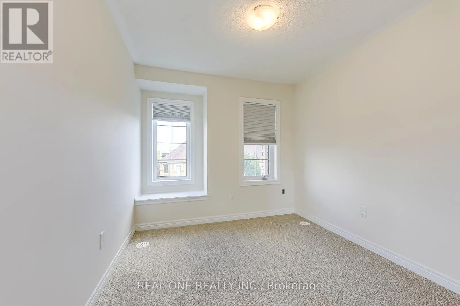 3084 EBERLY WOODS DRIVE