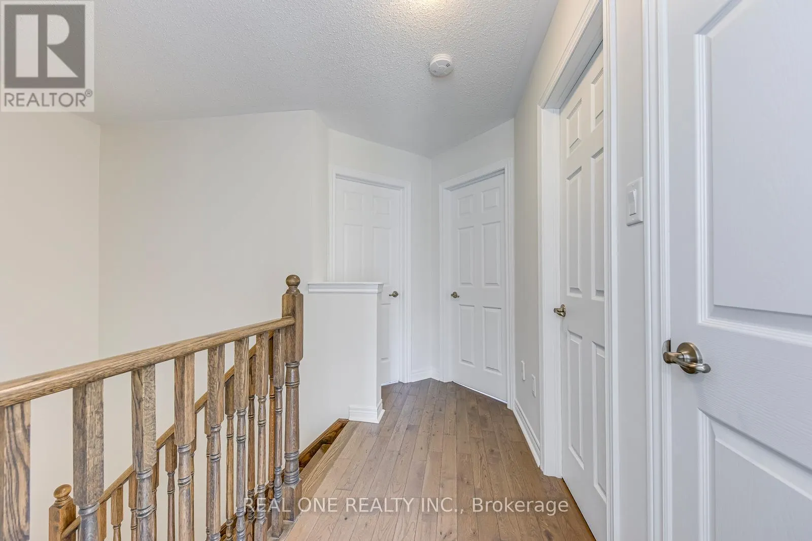 3084 EBERLY WOODS DRIVE