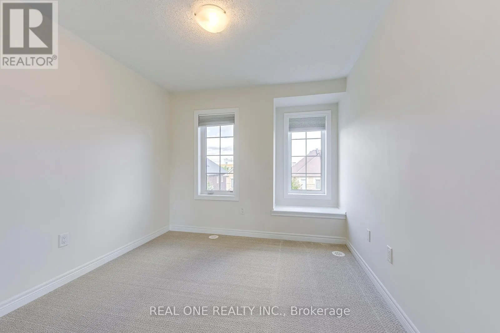 3084 EBERLY WOODS DRIVE