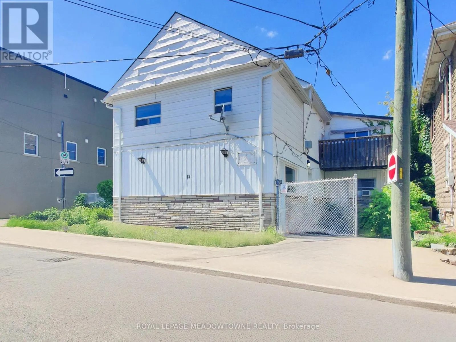 5 - 12 WESLEYAN STREET