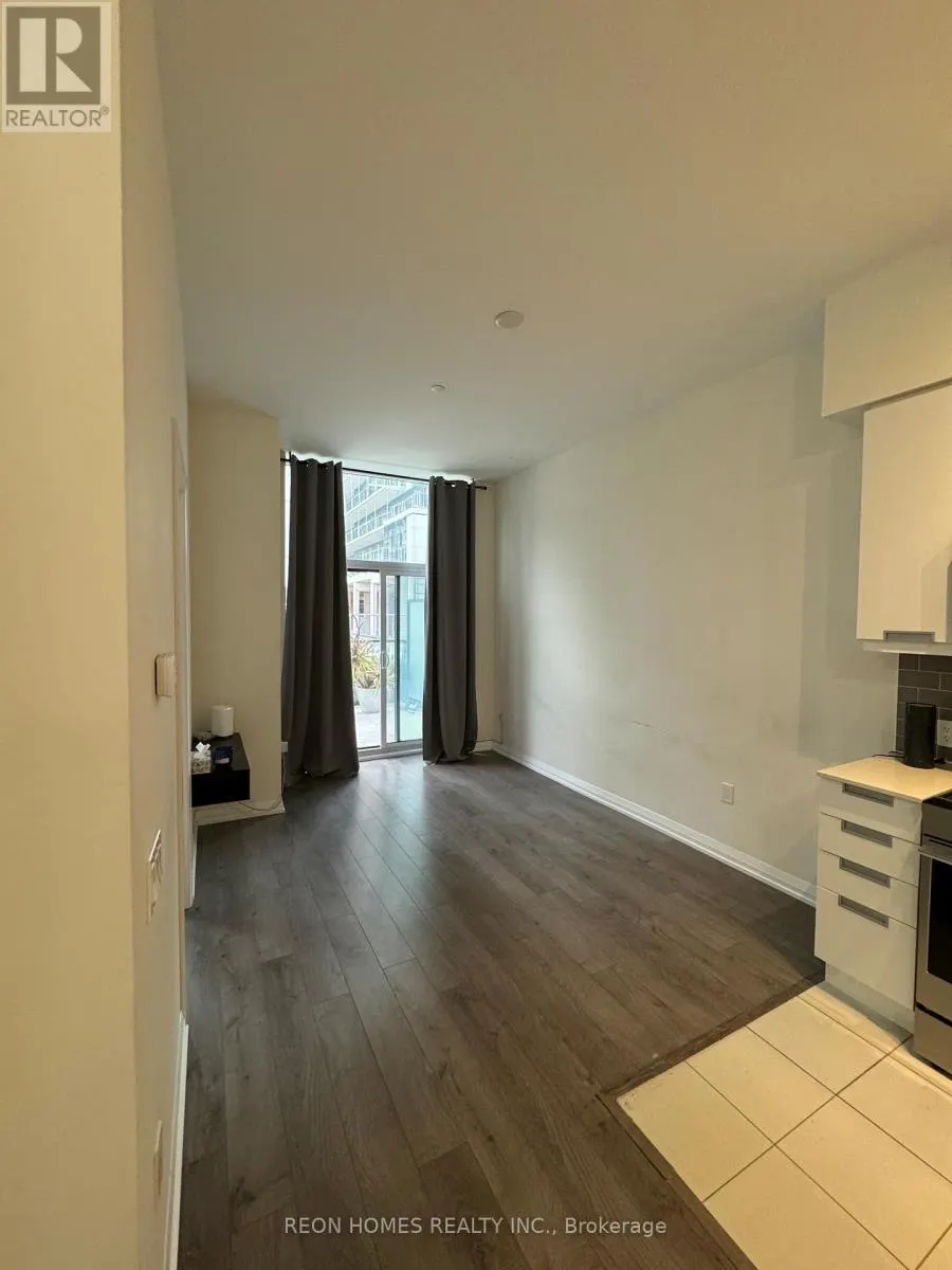114 - 35 WATERGARDEN DRIVE