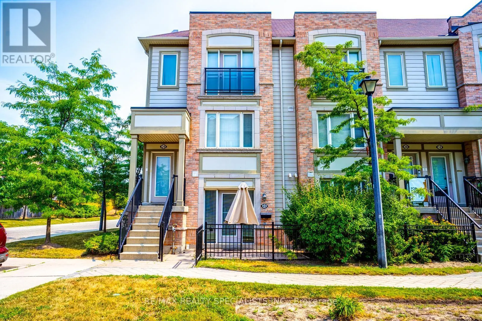 22 - 5650 WINSTON CHURCHILL BOULEVARD