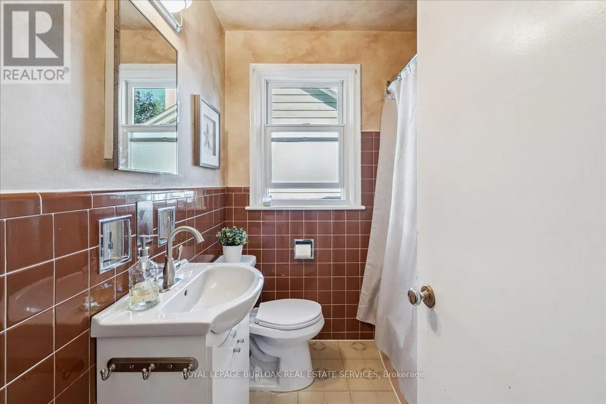 1424 ALFRED CRESCENT