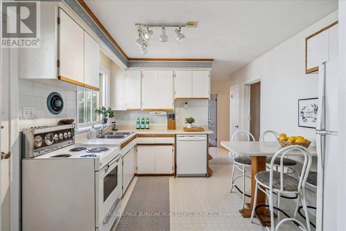 1424 ALFRED CRESCENT
