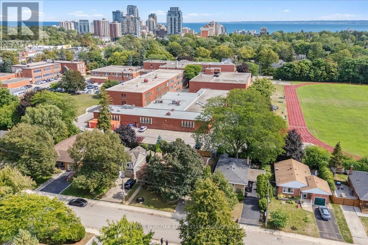 1424 ALFRED CRESCENT