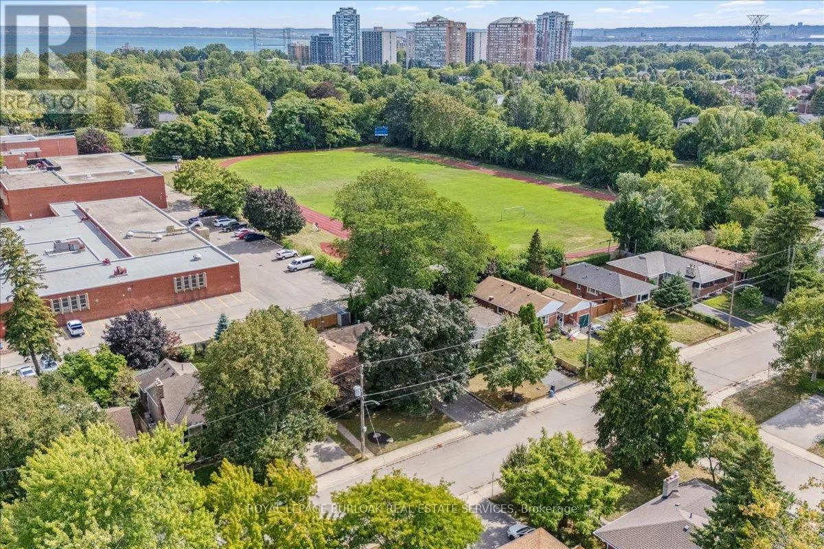 1424 ALFRED CRESCENT