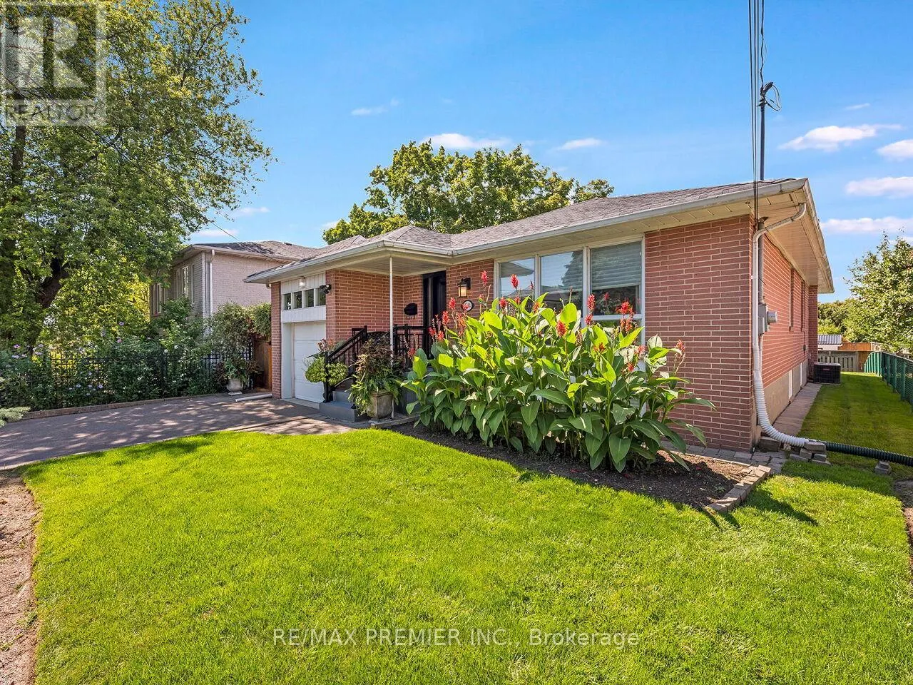 2894 WESTON ROAD