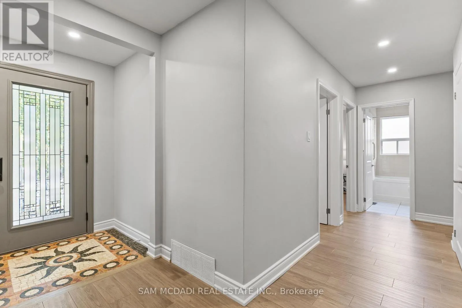 158 FELAN AVENUE