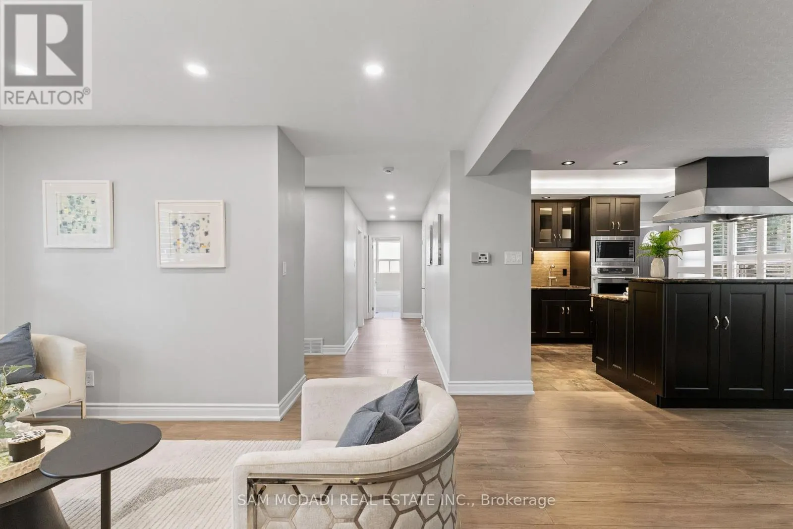 158 FELAN AVENUE