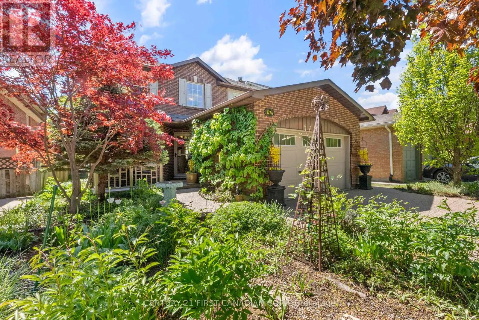 1224 NATHANIEL CRESCENT