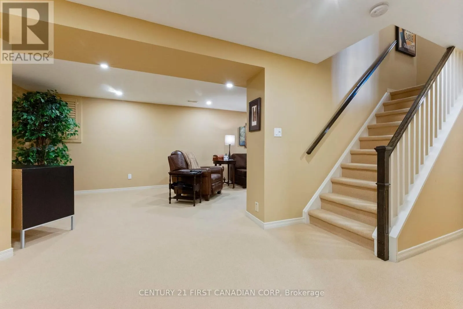 1224 NATHANIEL CRESCENT