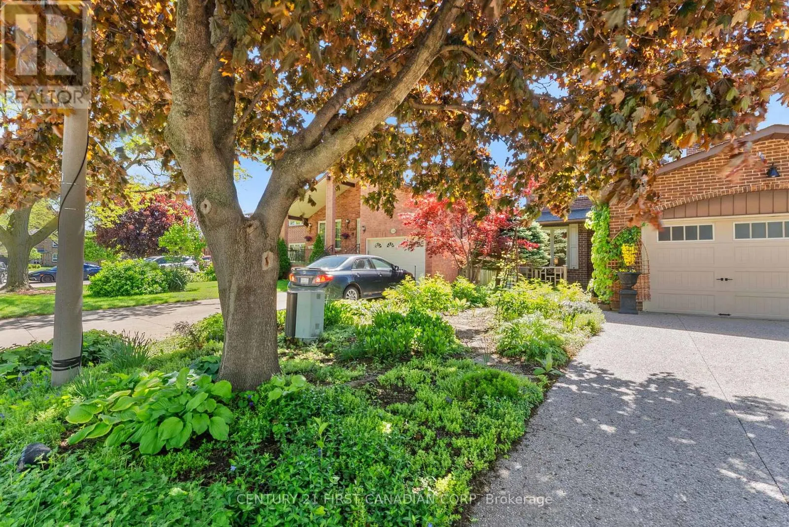 1224 NATHANIEL CRESCENT