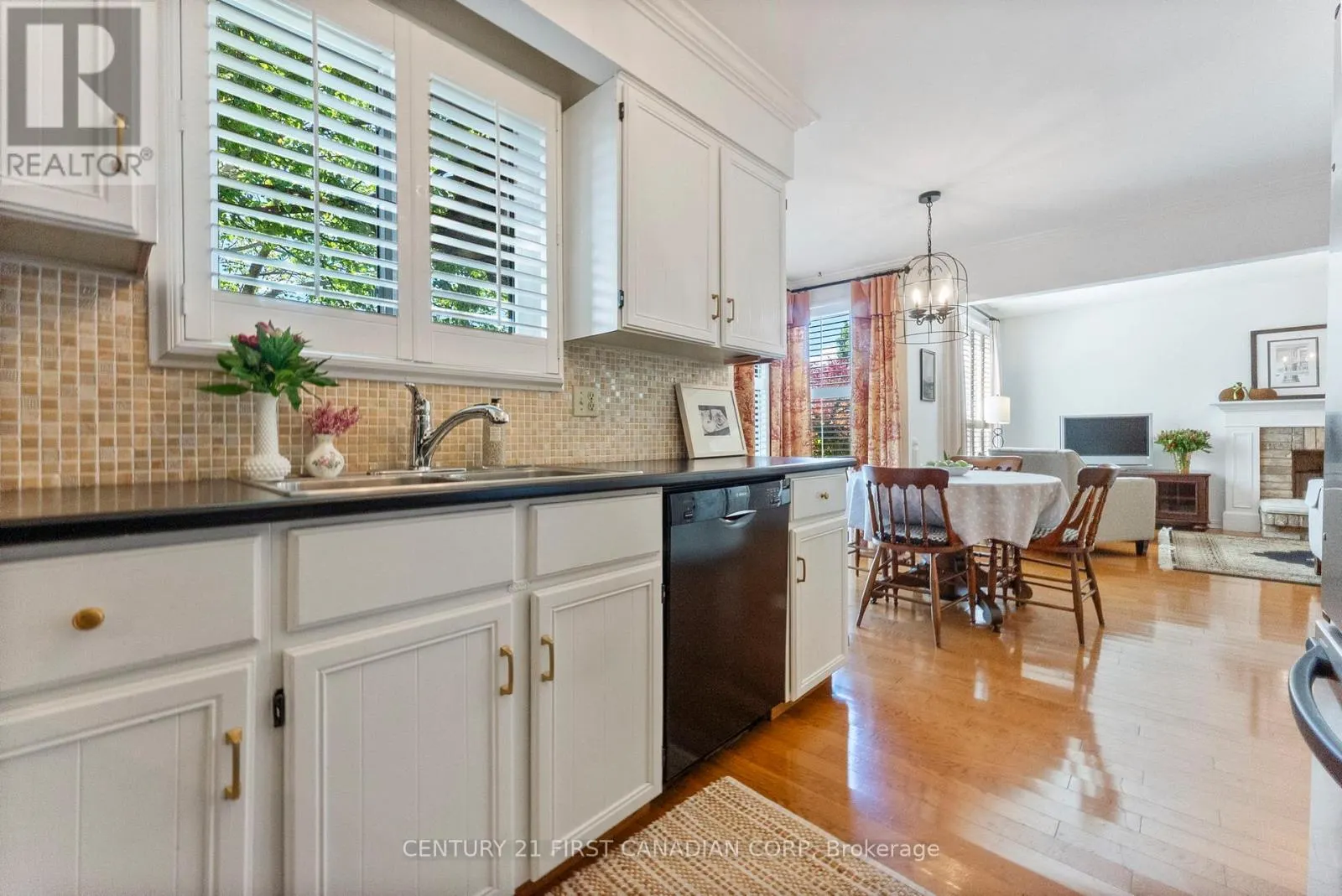 1224 NATHANIEL CRESCENT