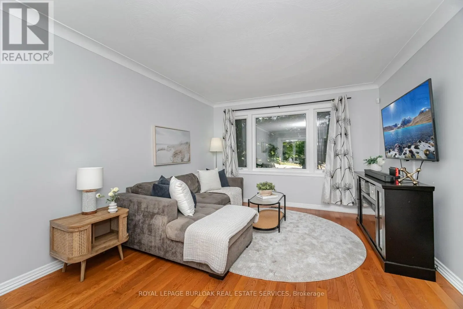 2295 BARCLAY ROAD