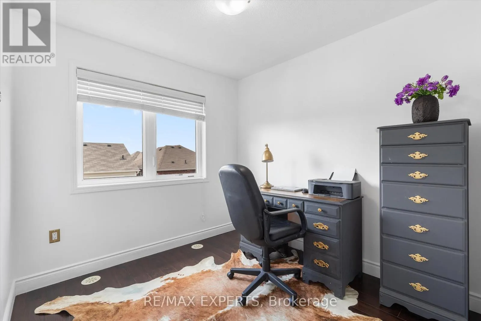 84 VANHORE CLOSE