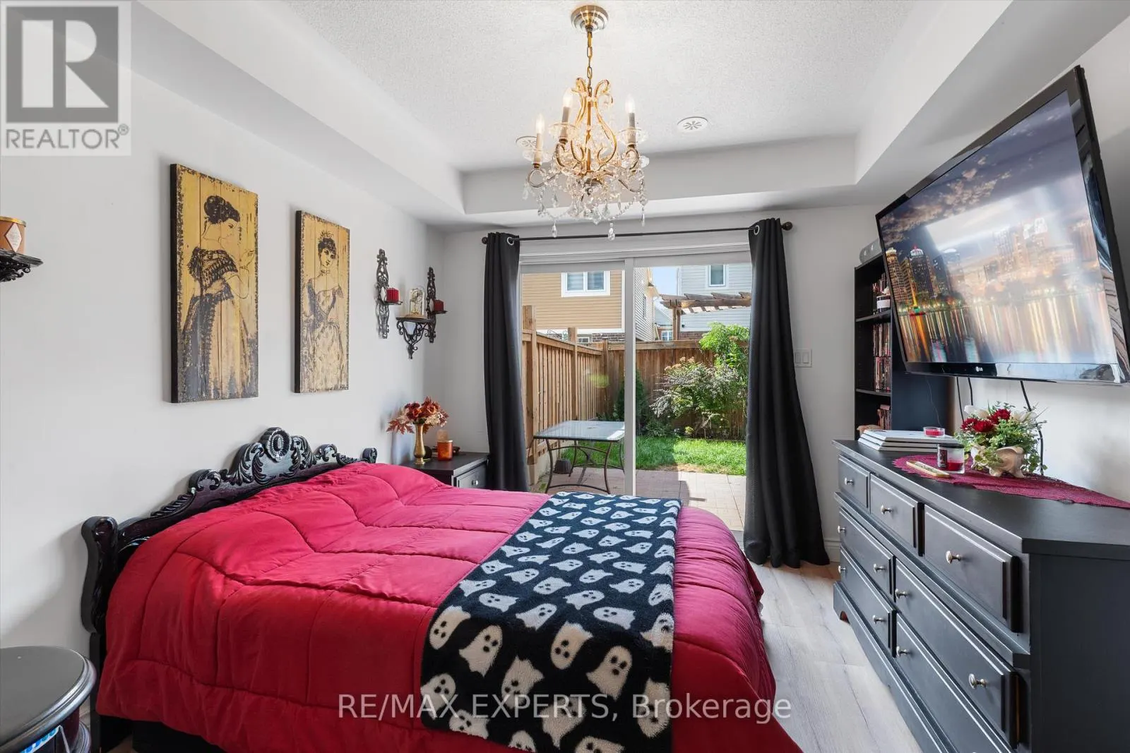 84 VANHORE CLOSE