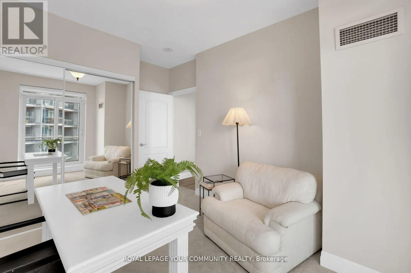 1506 - 2119 LAKE SHORE BOULEVARD W