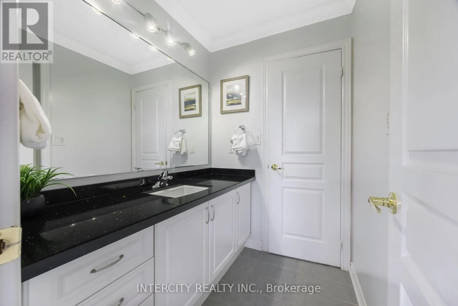 41 TAPPET DRIVE