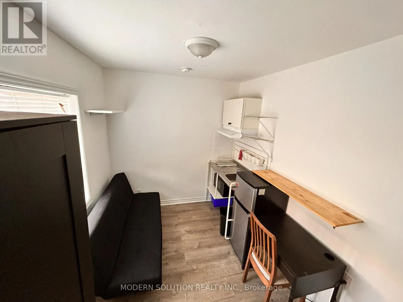 90 JUDGE ROAD