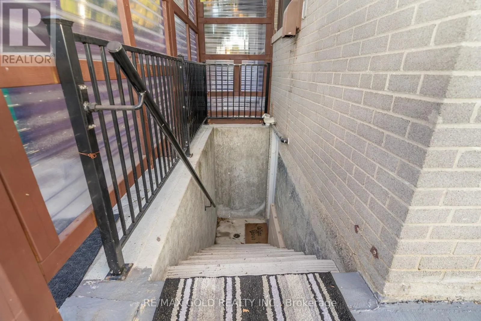21 ARGYLE CRESCENT