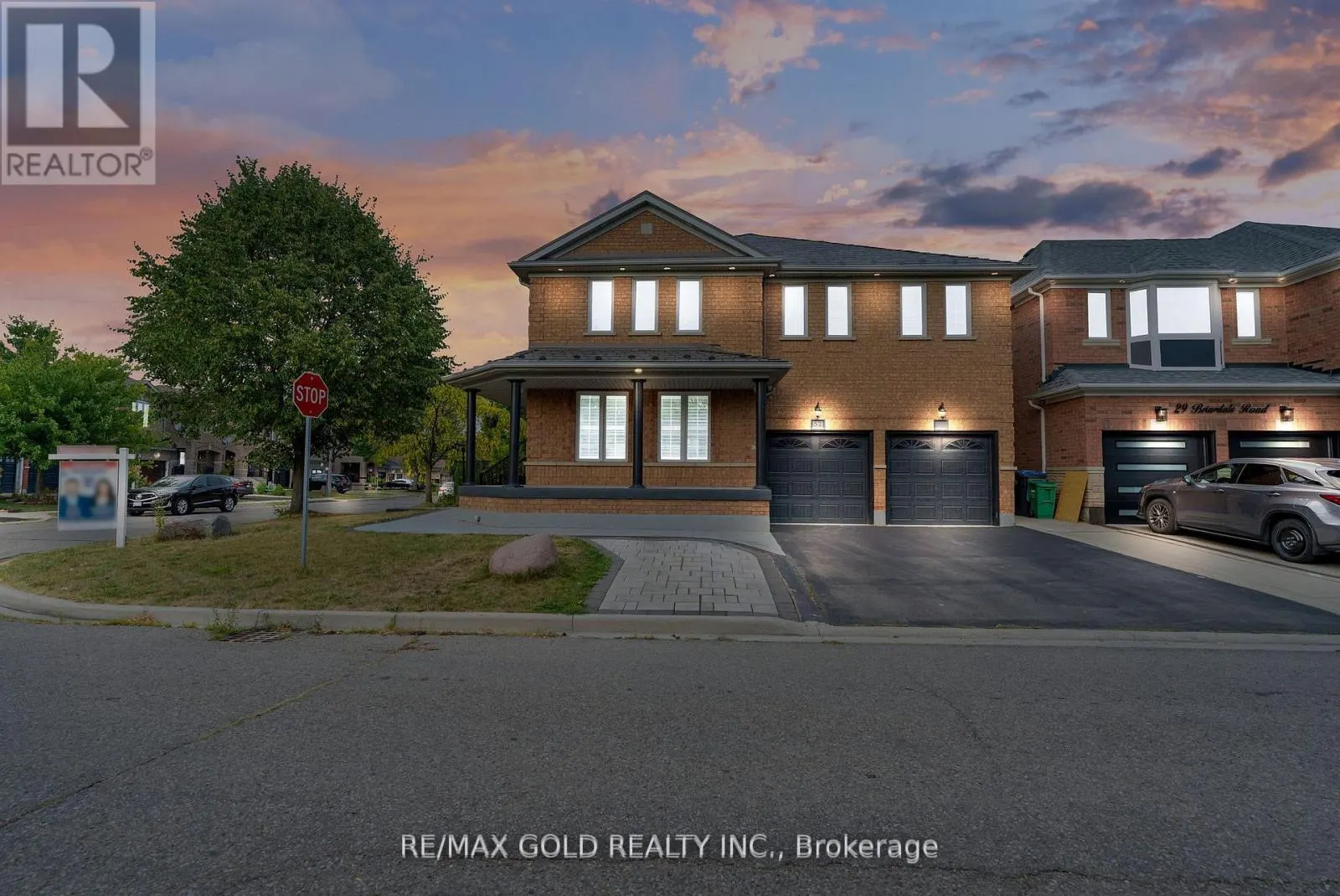 52 LINDERWOOD DRIVE N