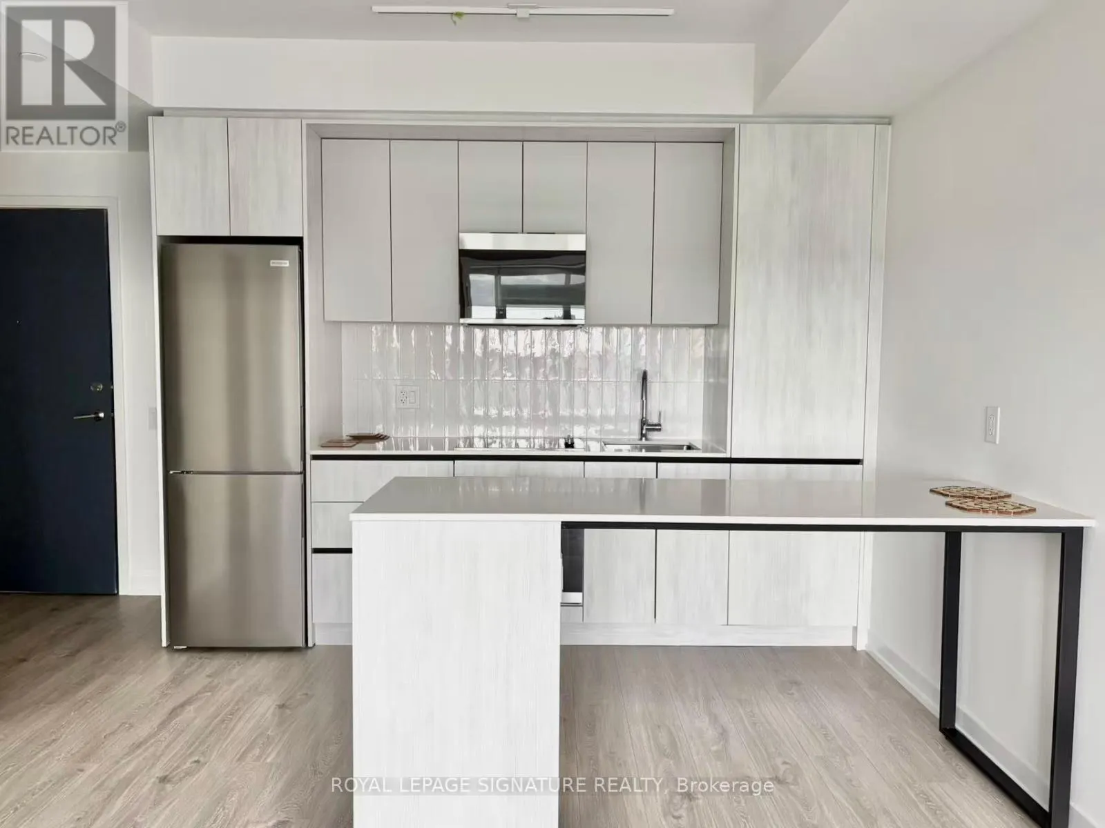 618 - 2485 EGLINTON AVENUE W