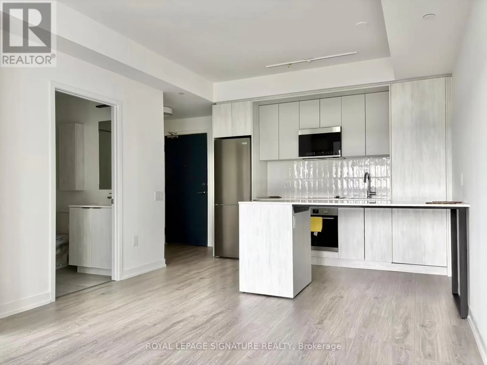 618 - 2485 EGLINTON AVENUE W