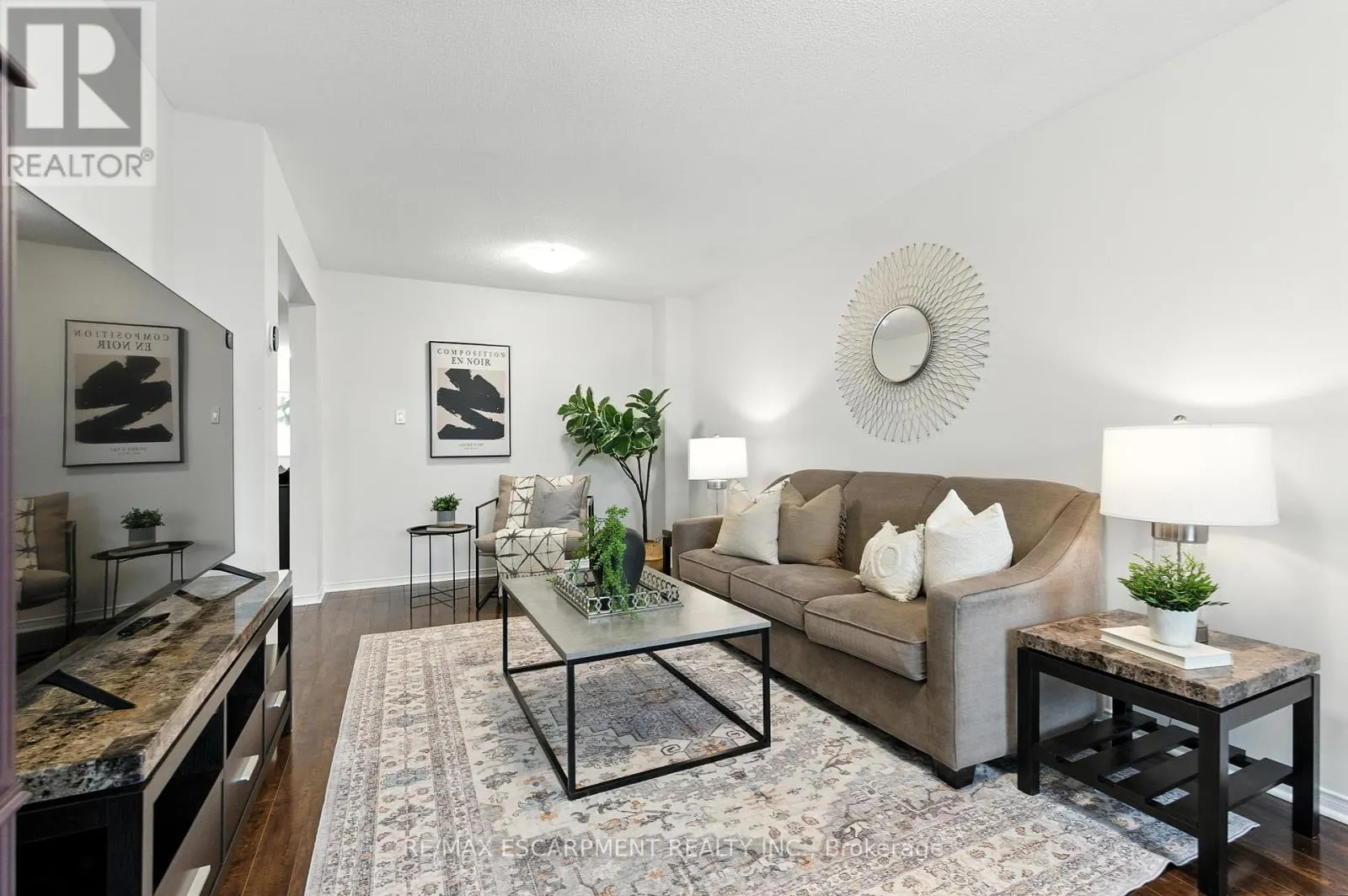 23 - 415 RIVER OAKS BOULEVARD W