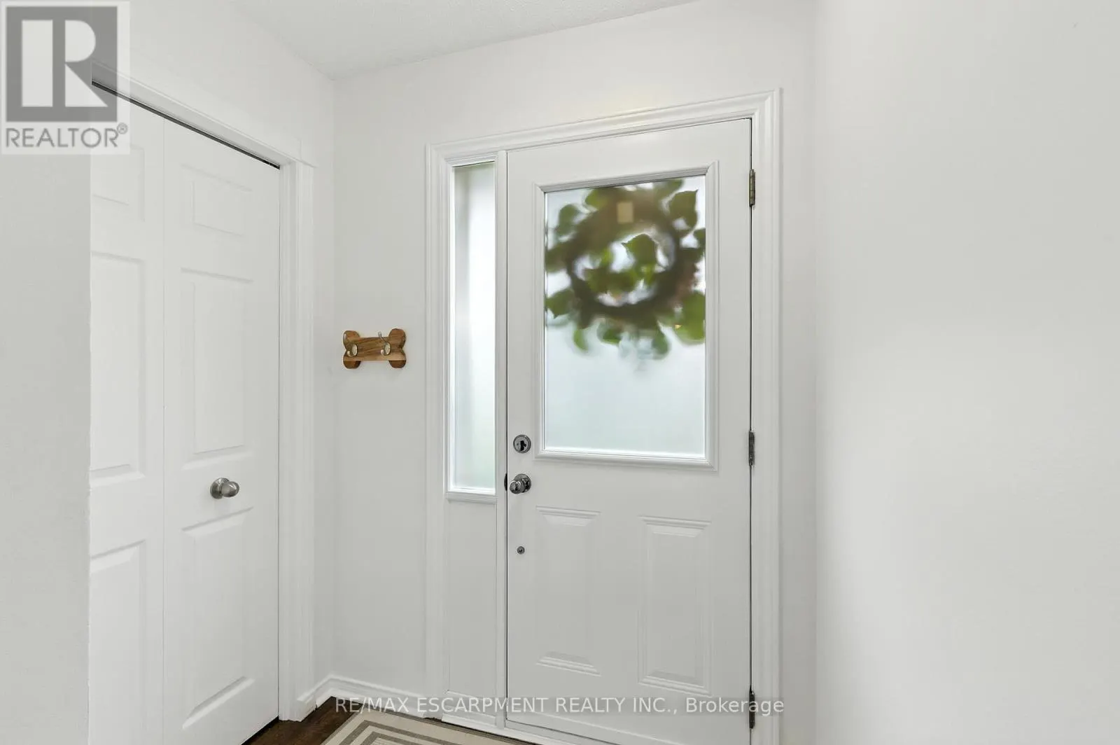 23 - 415 RIVER OAKS BOULEVARD W