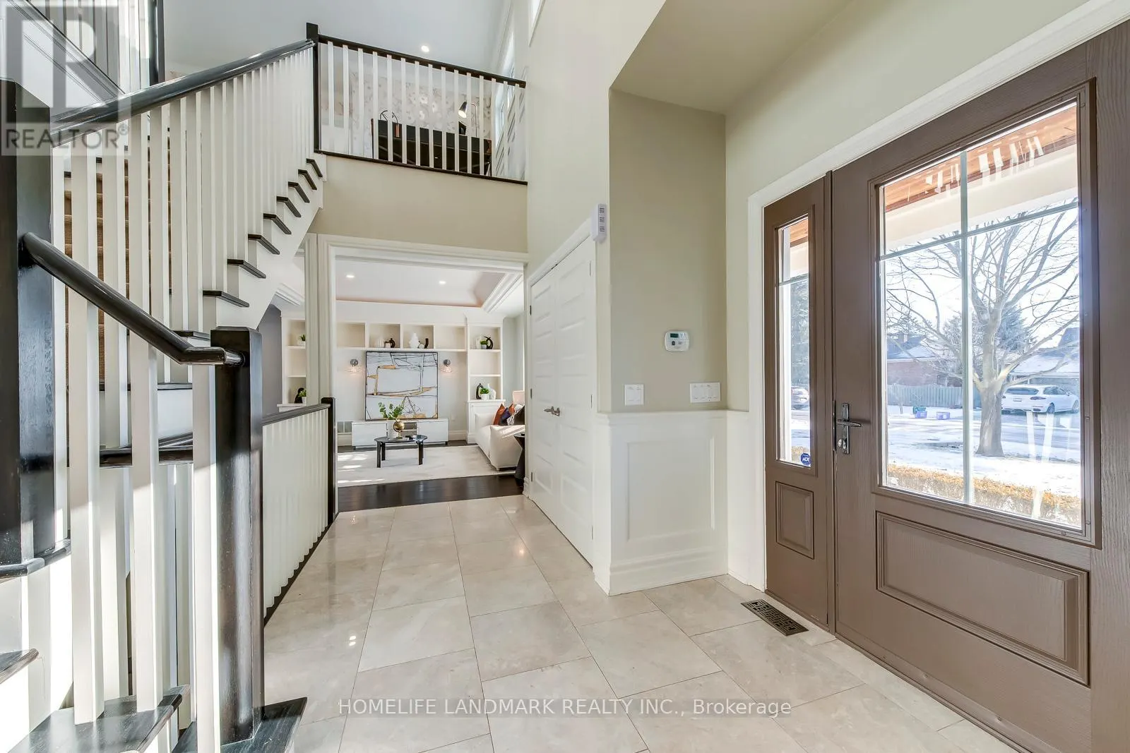 214 WANETA DRIVE