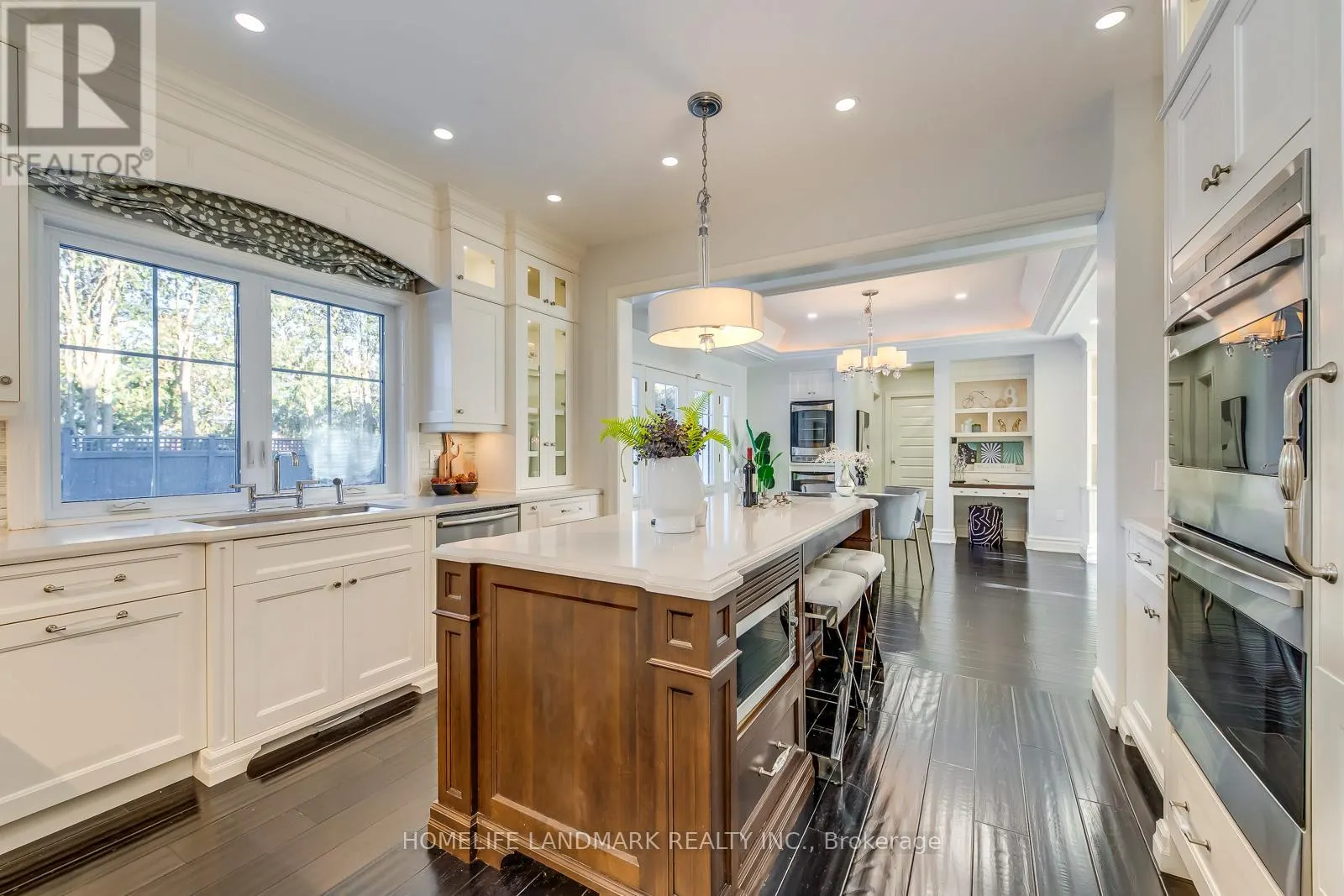214 WANETA DRIVE