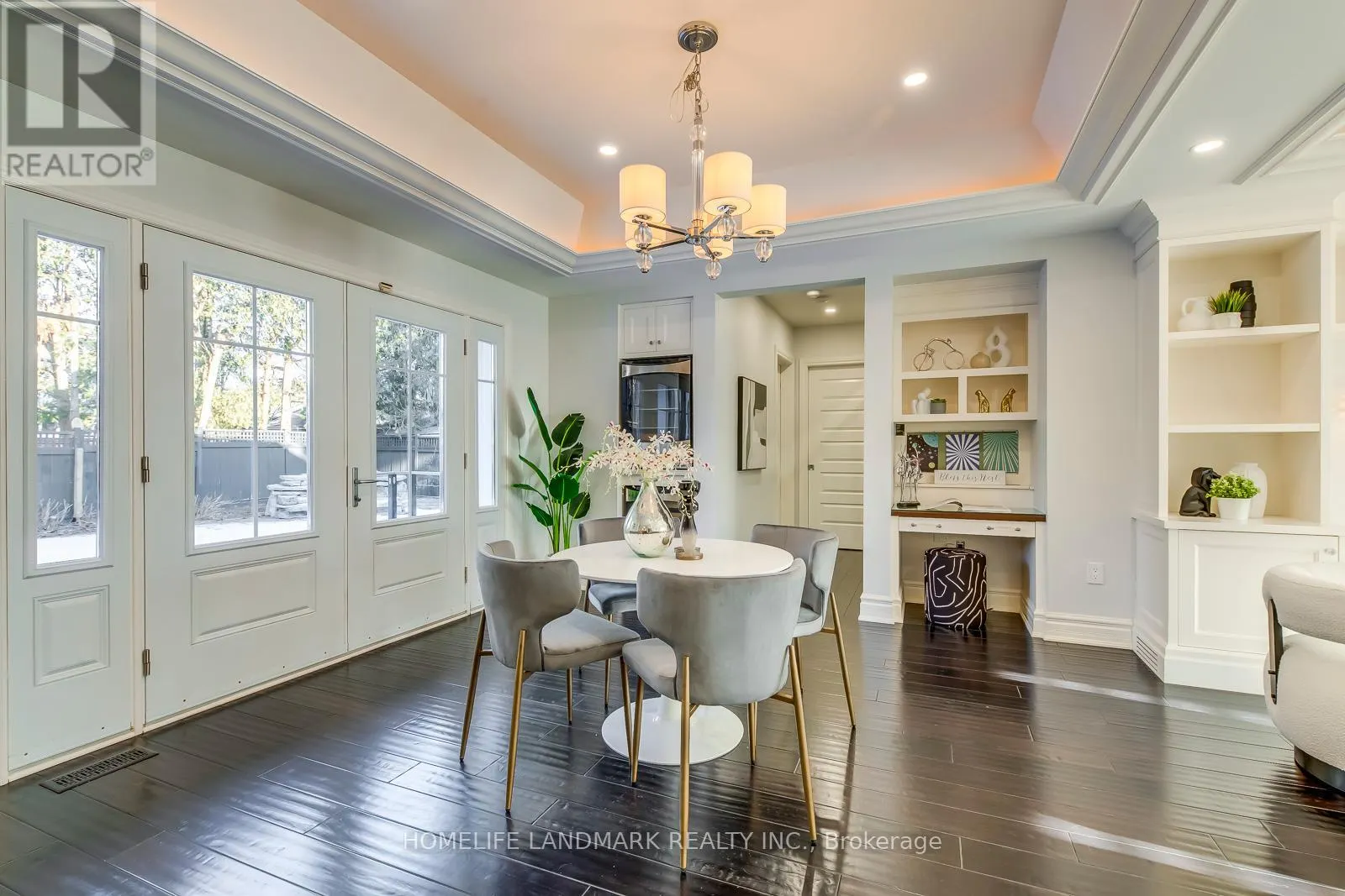 214 WANETA DRIVE