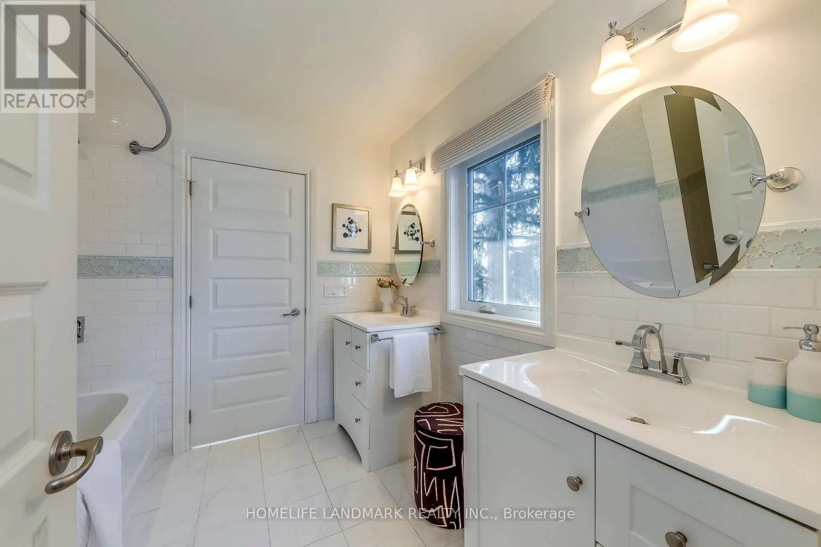214 WANETA DRIVE