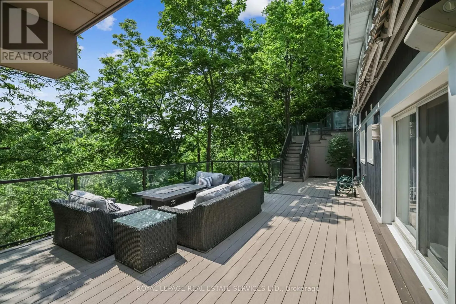382 TRAFALGAR ROAD