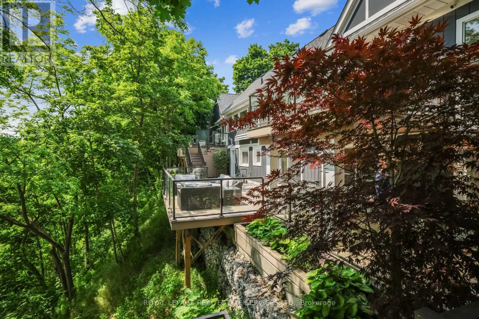 382 TRAFALGAR ROAD