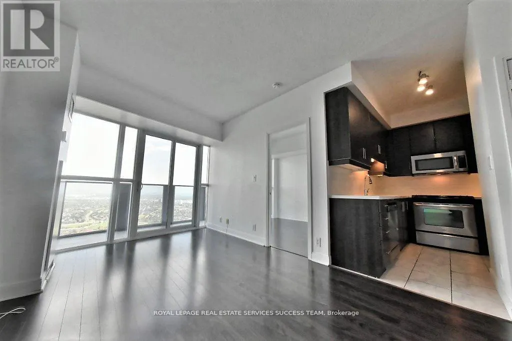 4808 - 60 ABSOLUTE AVENUE