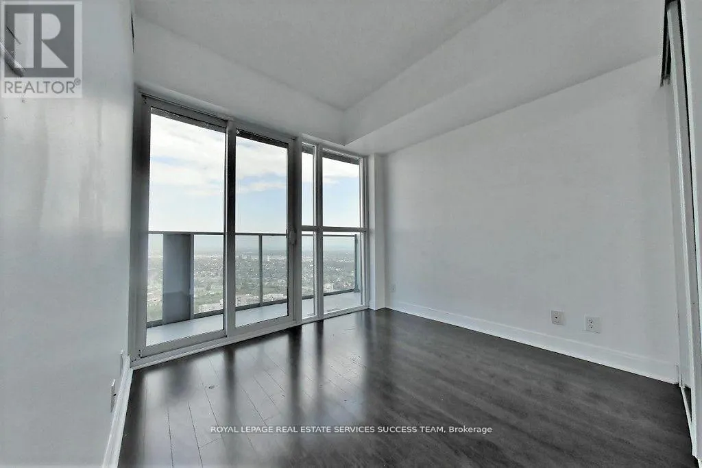 4808 - 60 ABSOLUTE AVENUE