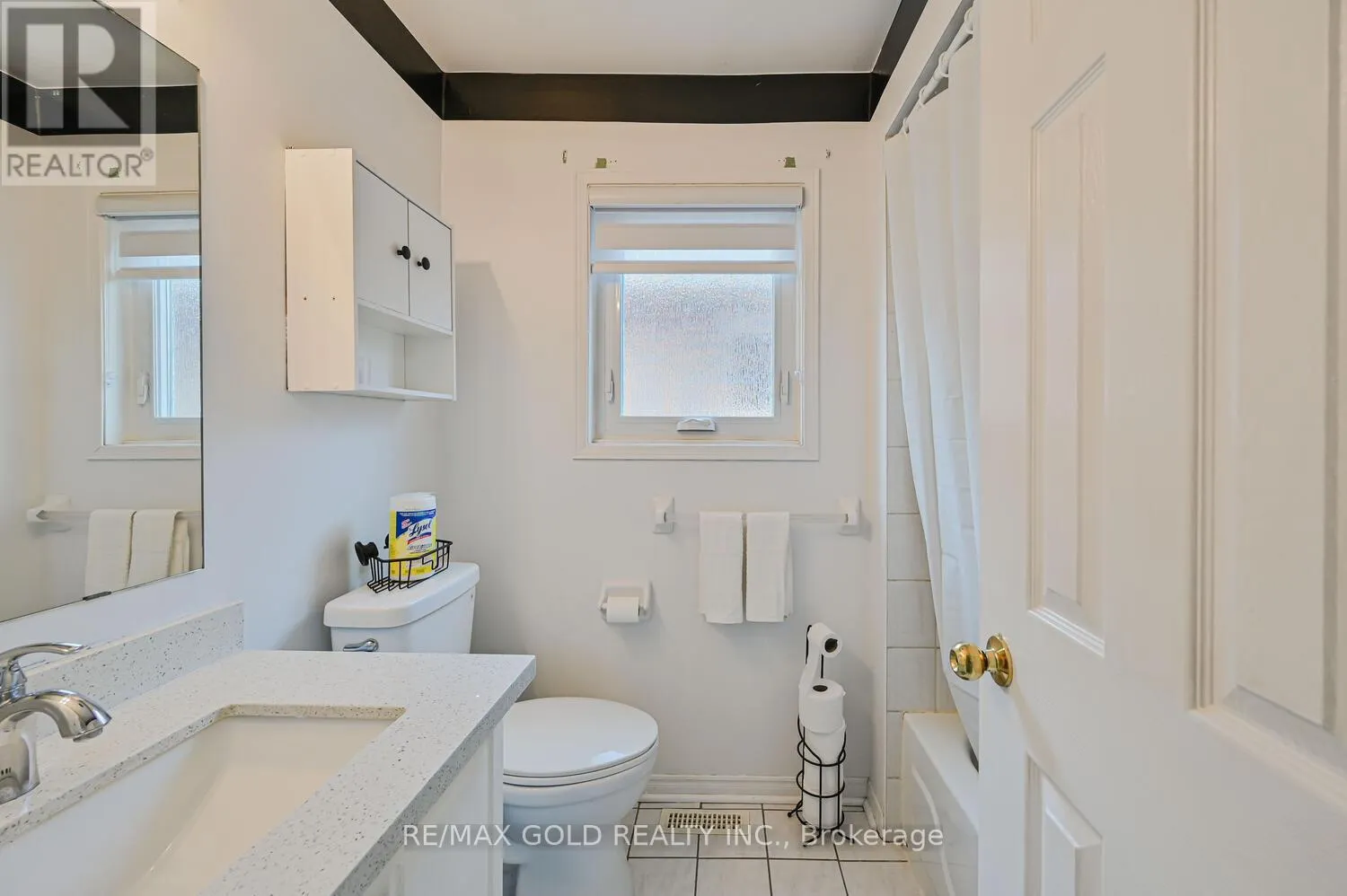 122 WHITE TAIL CRESCENT