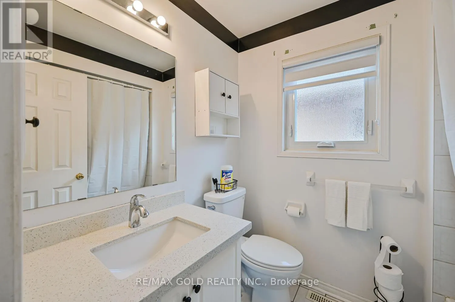 122 WHITE TAIL CRESCENT