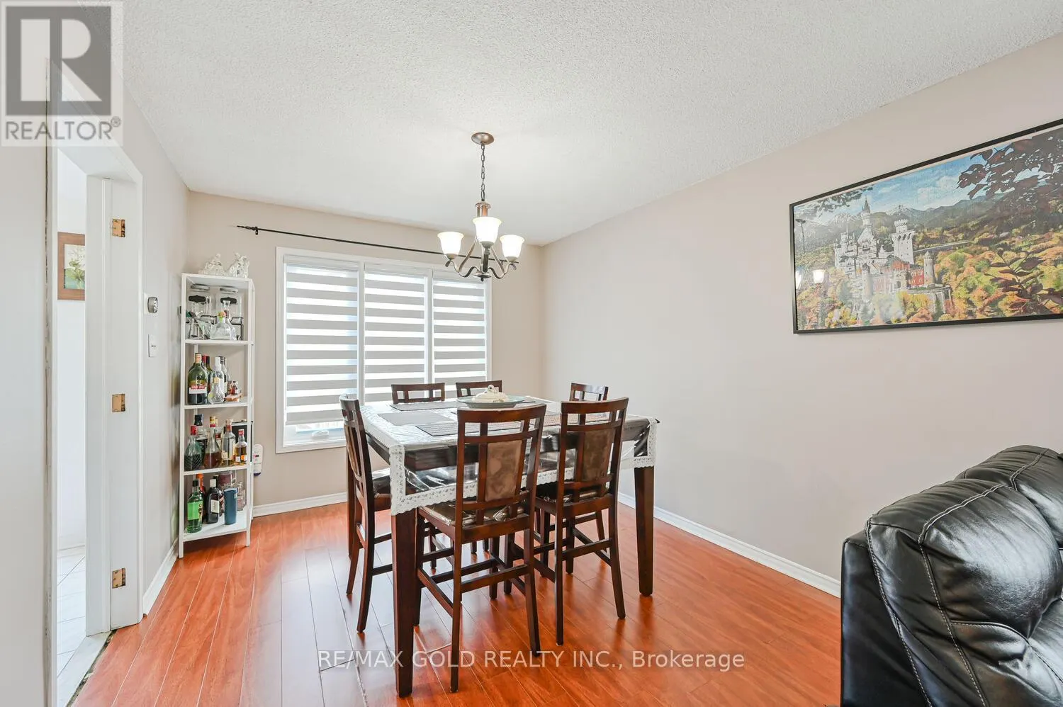 122 WHITE TAIL CRESCENT