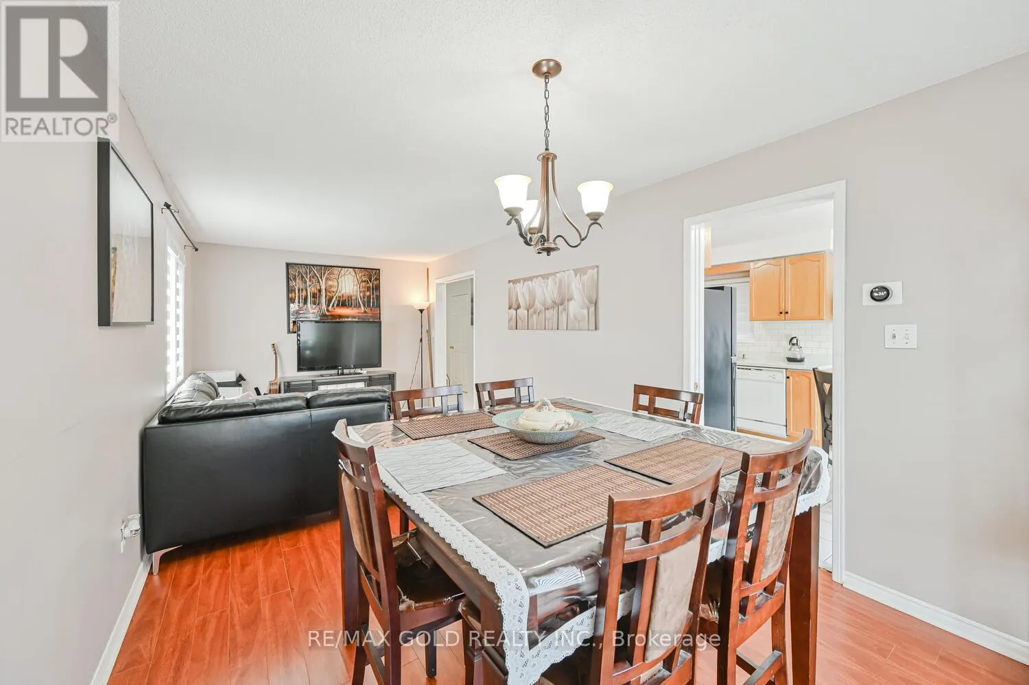 122 WHITE TAIL CRESCENT