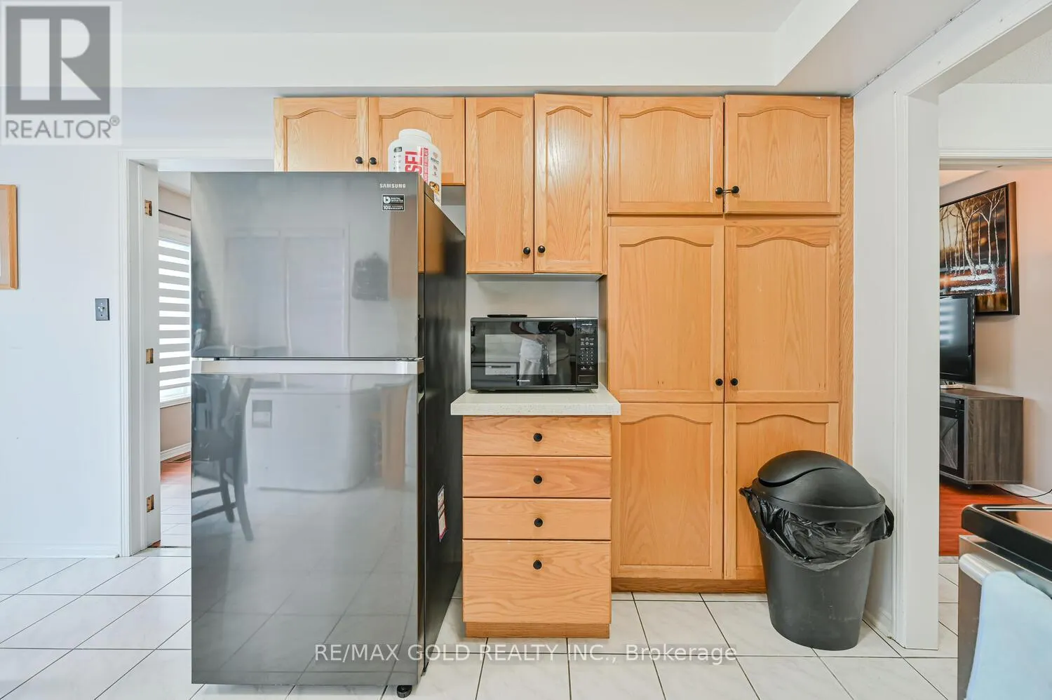 122 WHITE TAIL CRESCENT